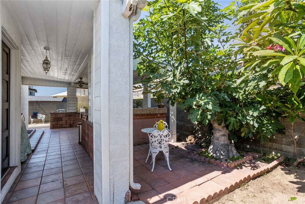 233 E Markland Drive