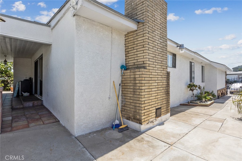 233 E Markland Drive