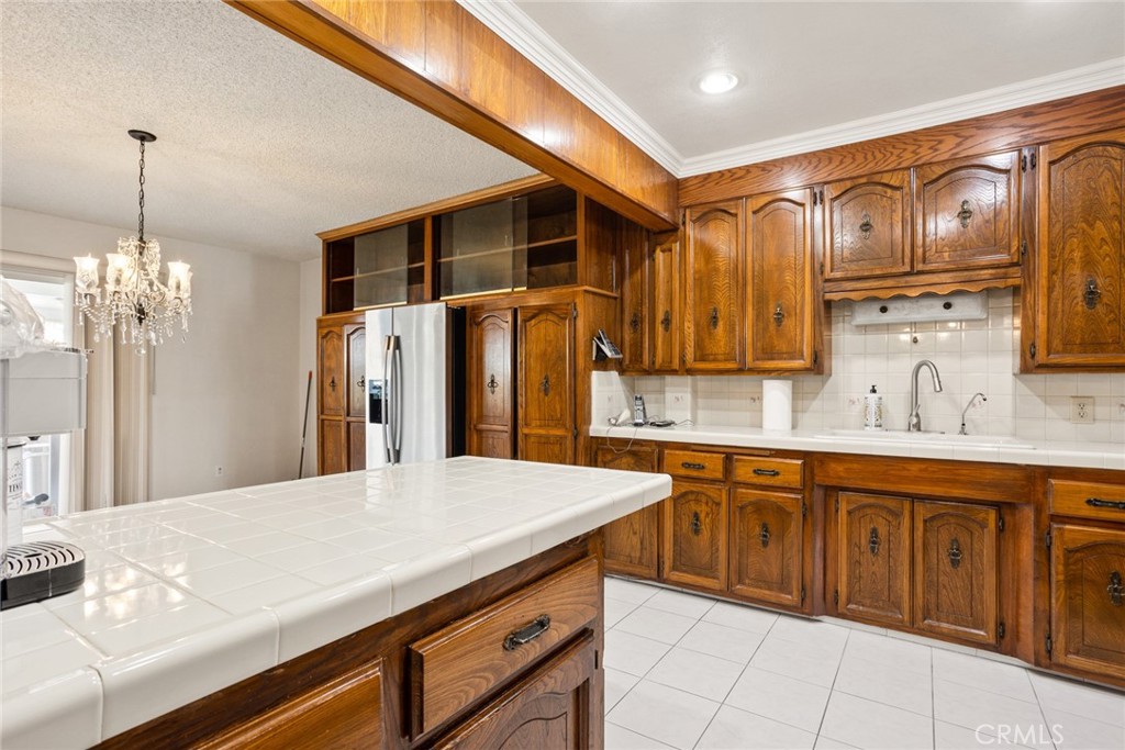233 E Markland Drive
