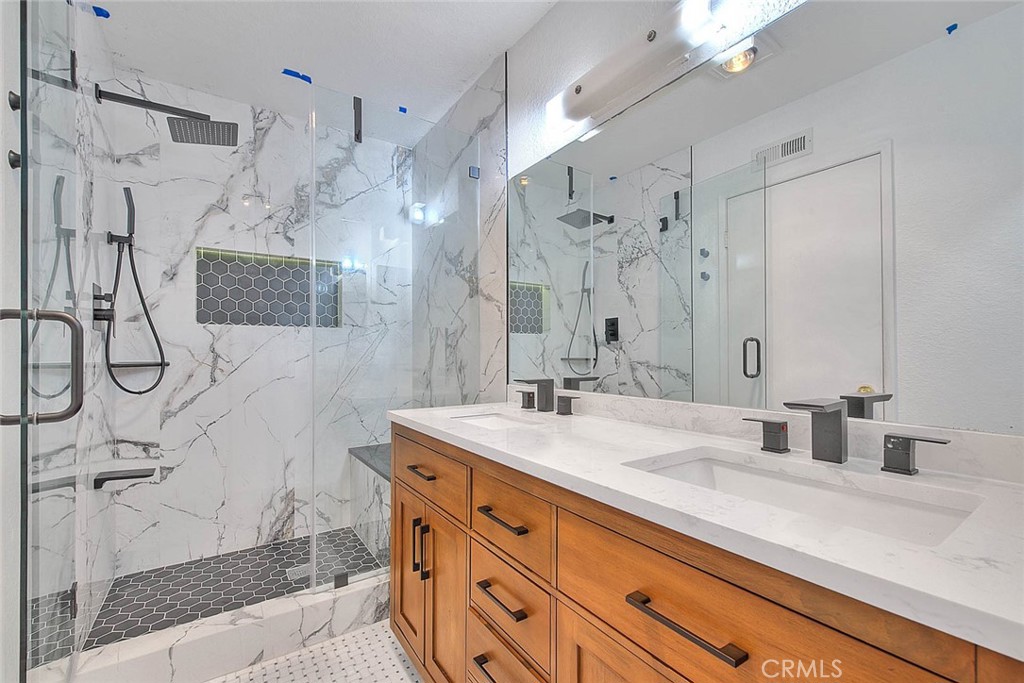 13340 Ramona Parkway