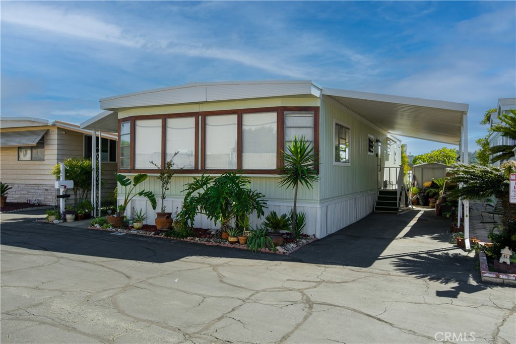 801 W Covina Boulevard 87