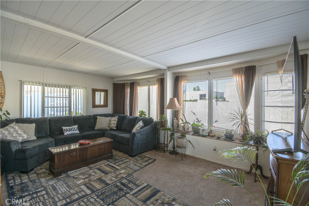 801 W Covina Boulevard 87