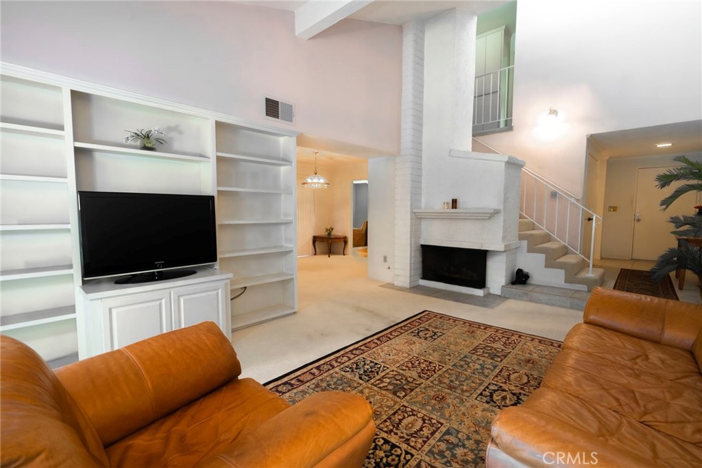 1736 Aspen Village Way