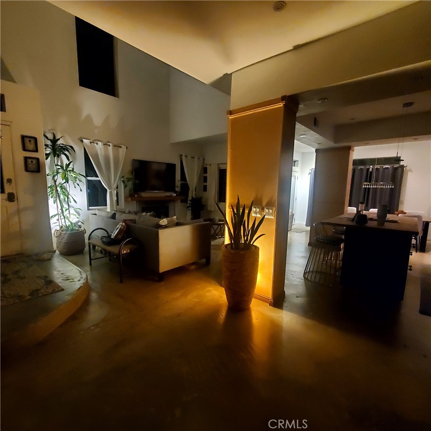 2913 Crape Myrtle Circle