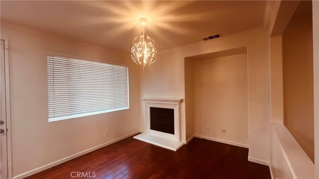 1135 N Solano Privado A