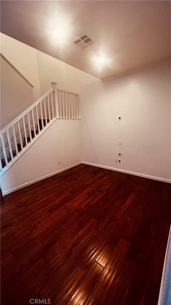 1135 N Solano Privado A
