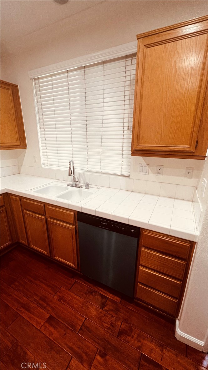 1135 N Solano Privado A
