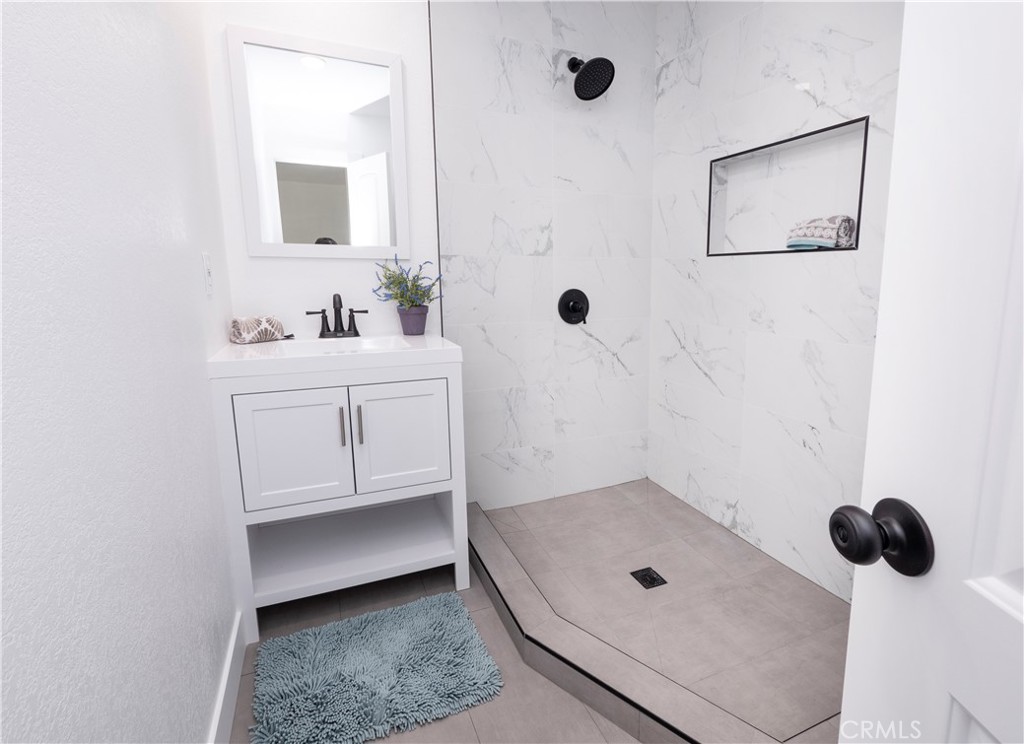 1741 S Valley Center Avenue