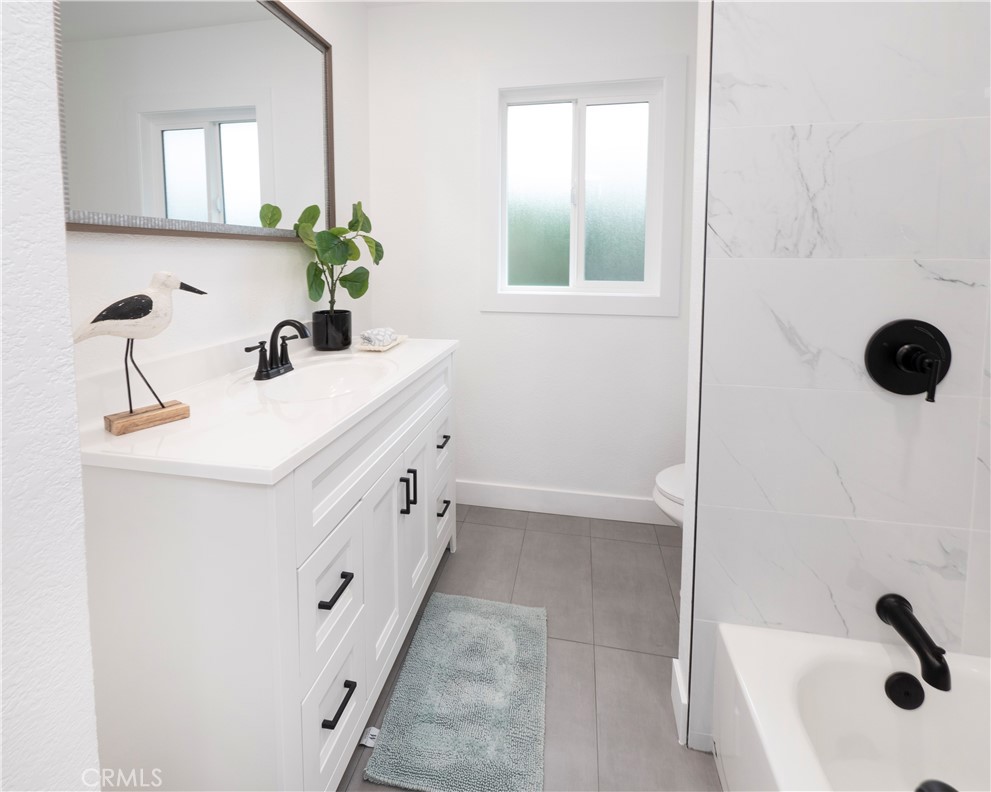 1741 S Valley Center Avenue