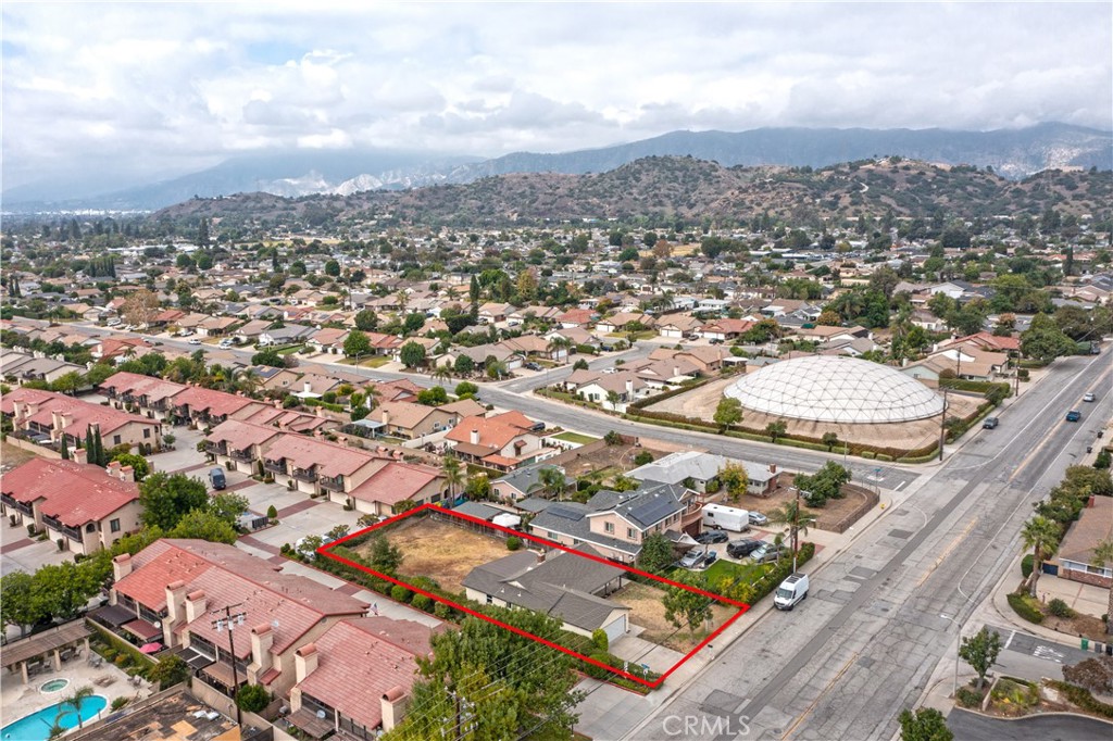 1741 S Valley Center Avenue