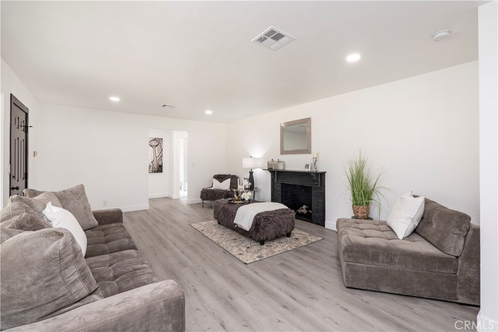 1741 S Valley Center Avenue