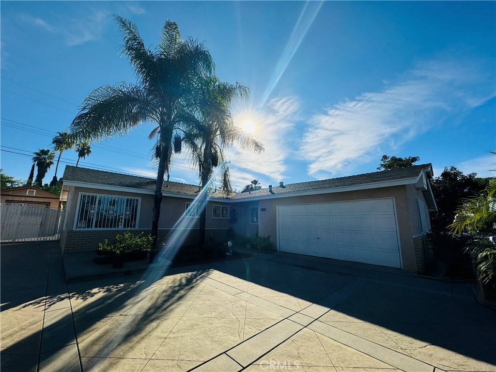2358 Saunders Street