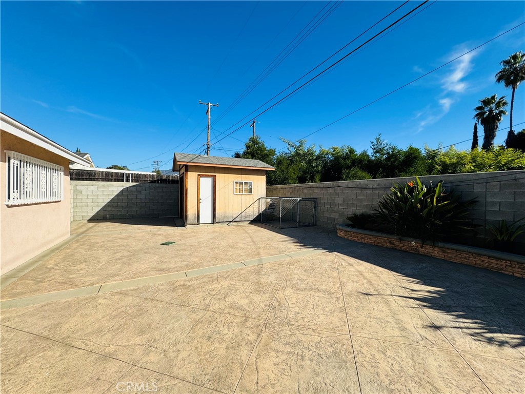 2358 Saunders Street