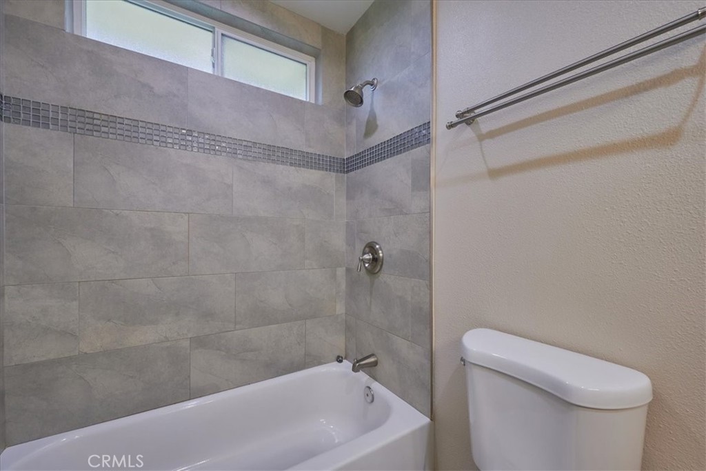 3924 Yellowstone Circle