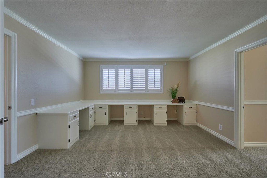 3924 Yellowstone Circle