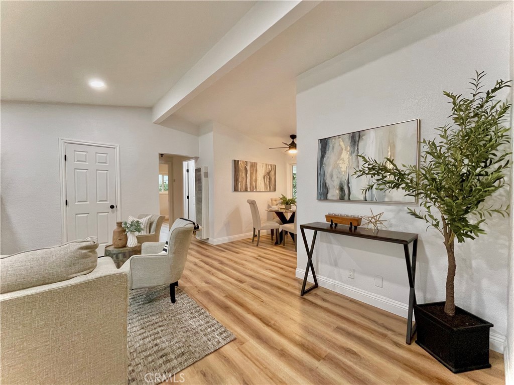 16328 Rochlen Street