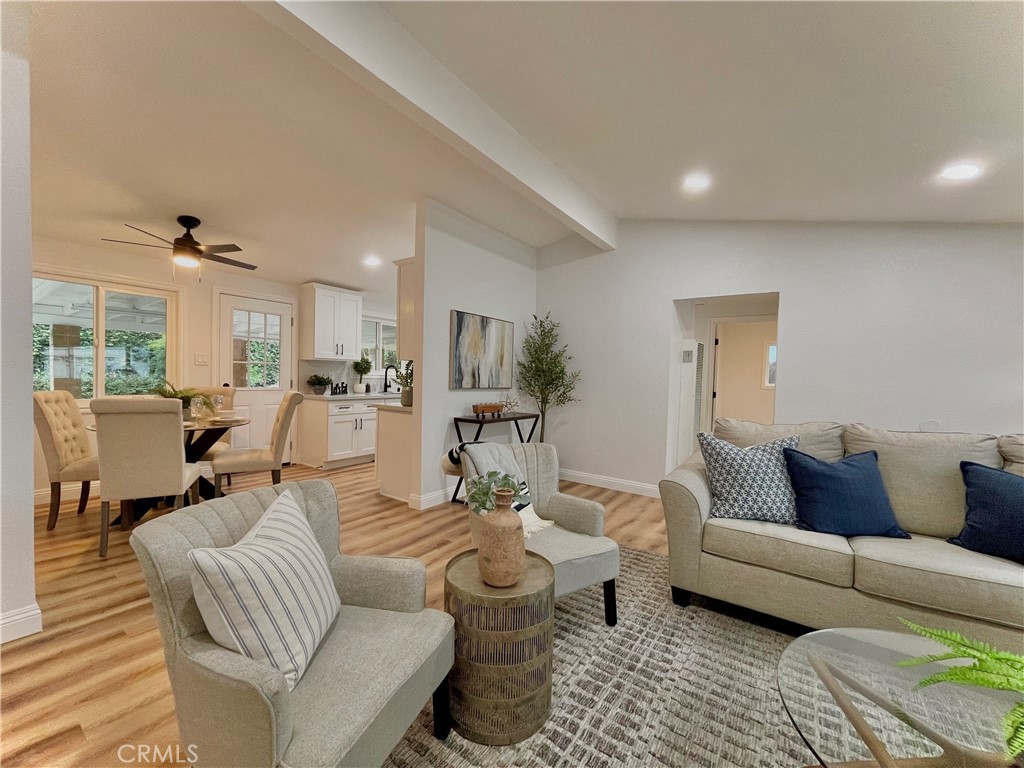 16328 Rochlen Street