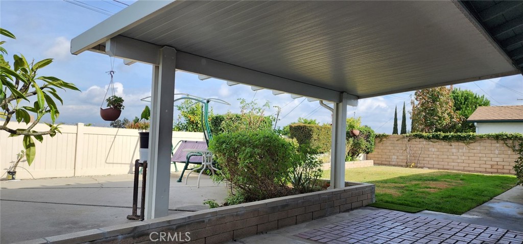 18547 Lincroft Street