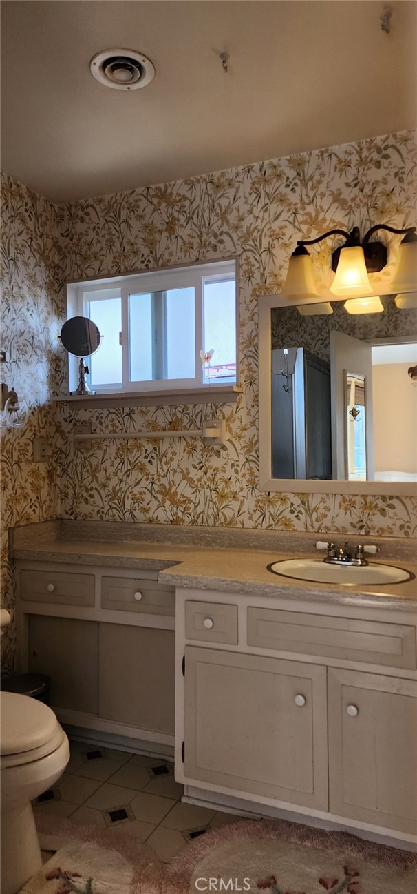 18547 Lincroft Street