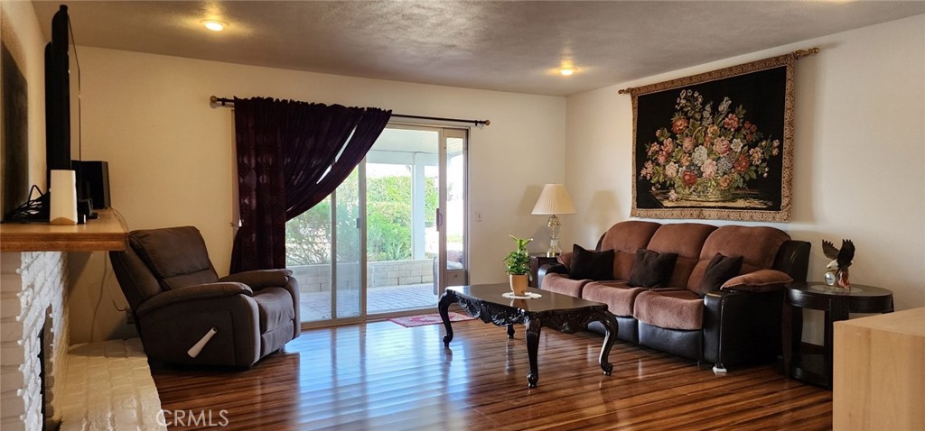 18547 Lincroft Street