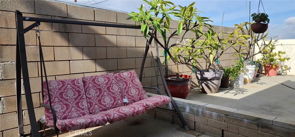 18547 Lincroft Street