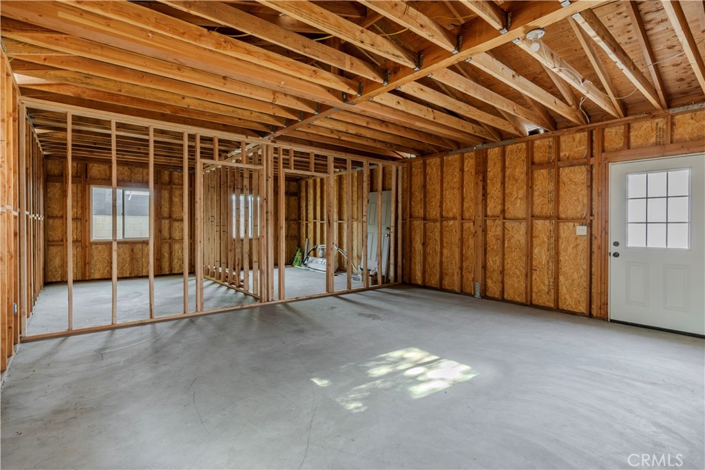 1918 W Palm Drive