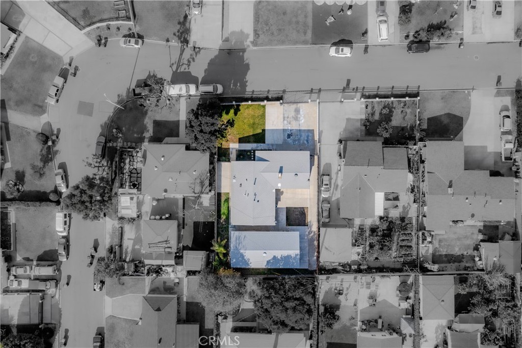 1918 W Palm Drive