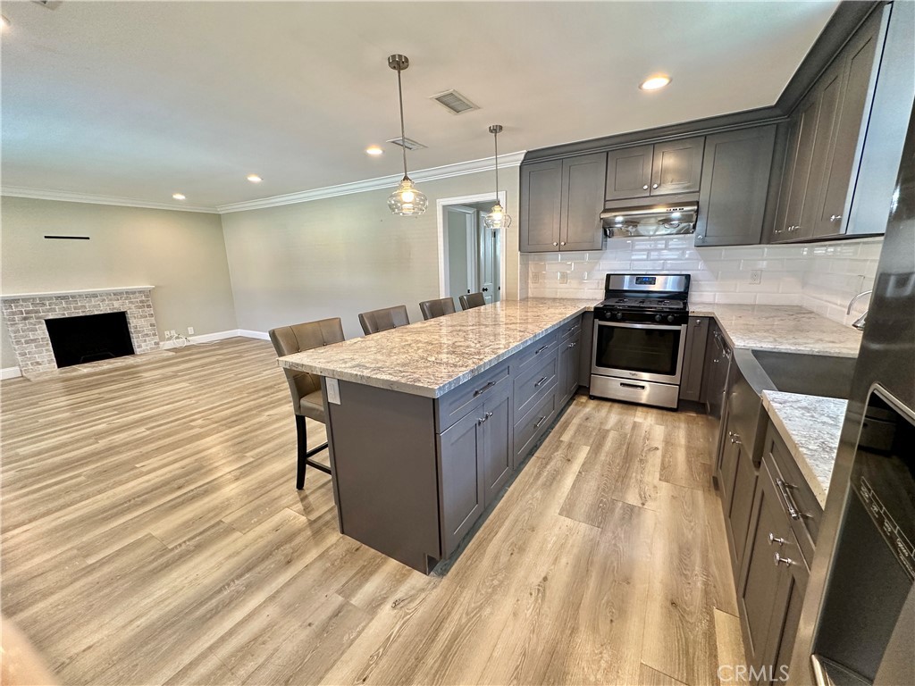 1918 W Palm Drive