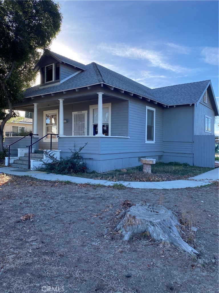 1220 Garretson Avenue