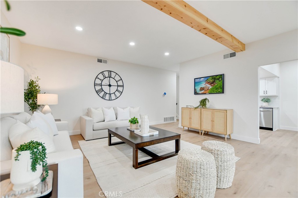 5081 Cape Tenez Drive