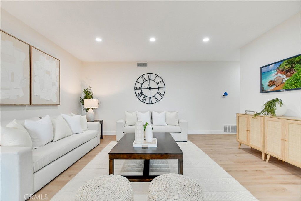 5081 Cape Tenez Drive