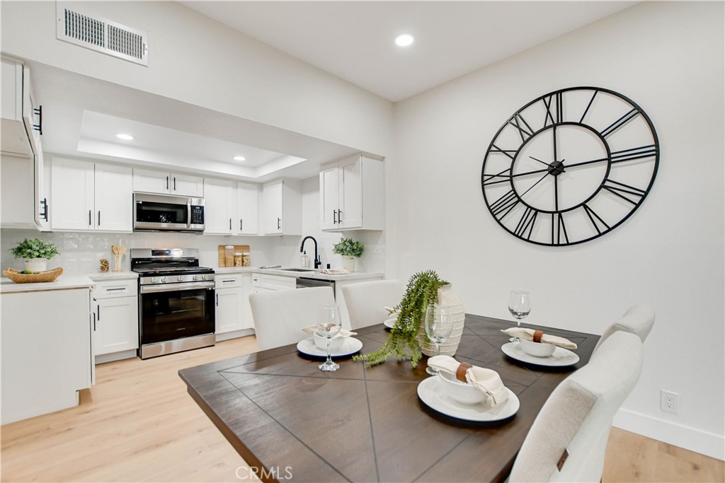 5081 Cape Tenez Drive