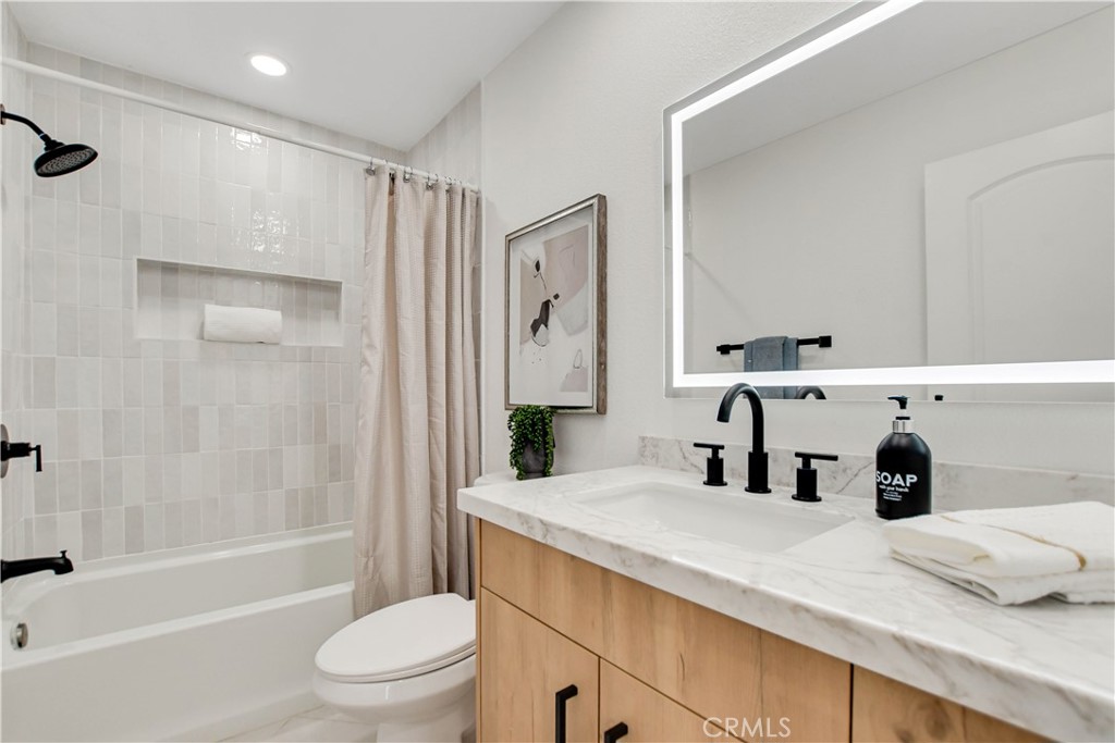 5081 Cape Tenez Drive