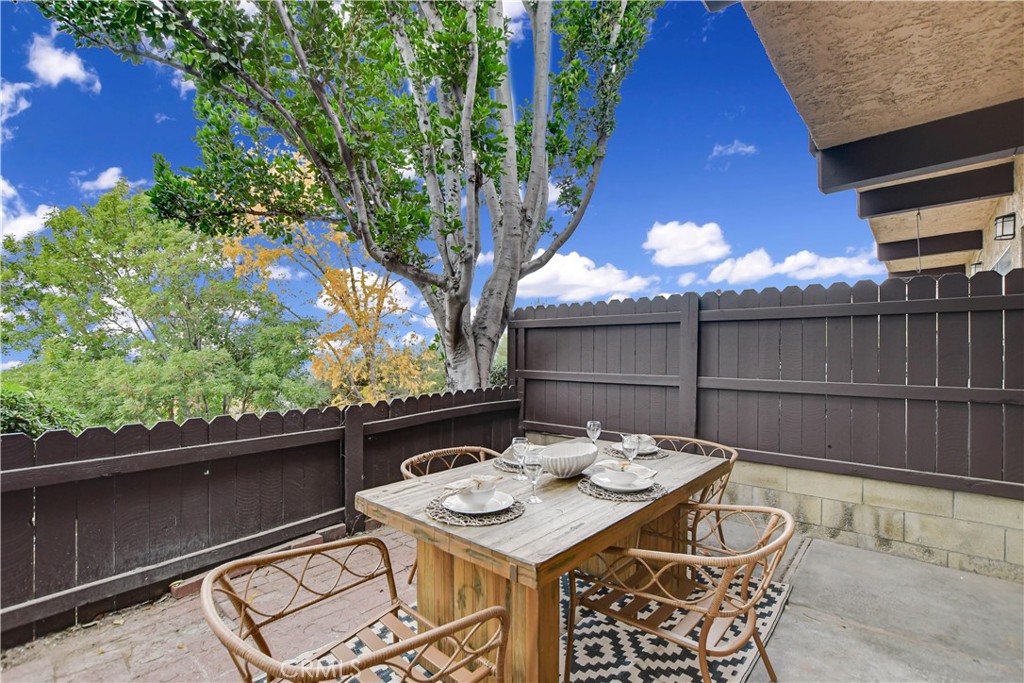 5081 Cape Tenez Drive