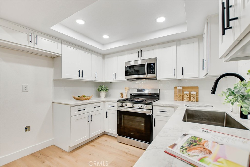 5081 Cape Tenez Drive