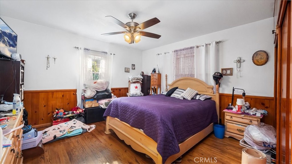 1338 E Thackery Avenue