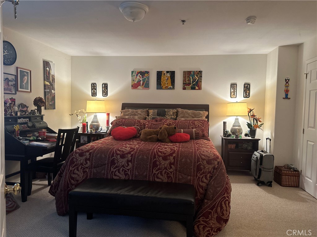 817 W Mission Road AB