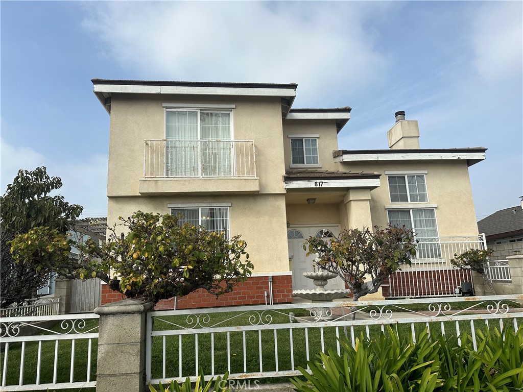 817 W Mission Road AB