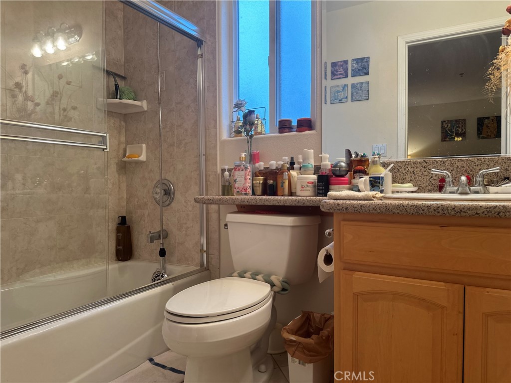 817 W Mission Road AB