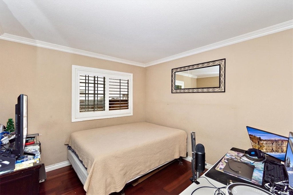 12 Rainbow Ridge Road