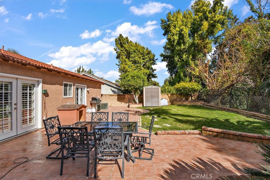 12 Rainbow Ridge Road