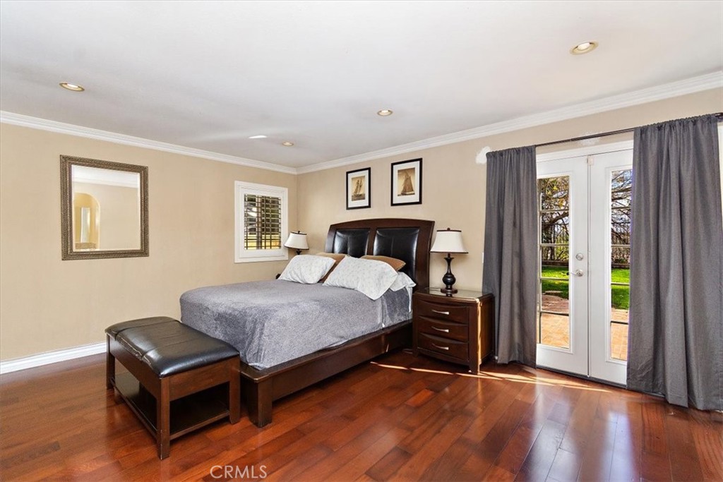 12 Rainbow Ridge Road