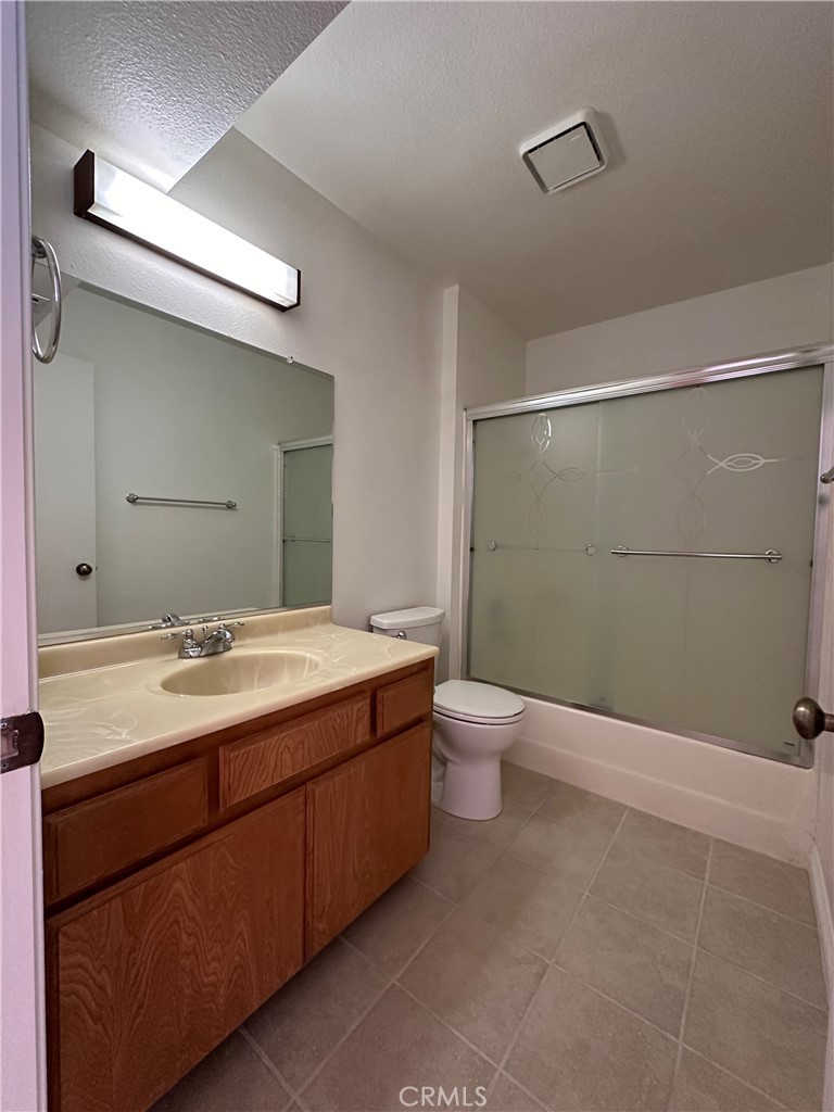 3913 Hidden Pines Place