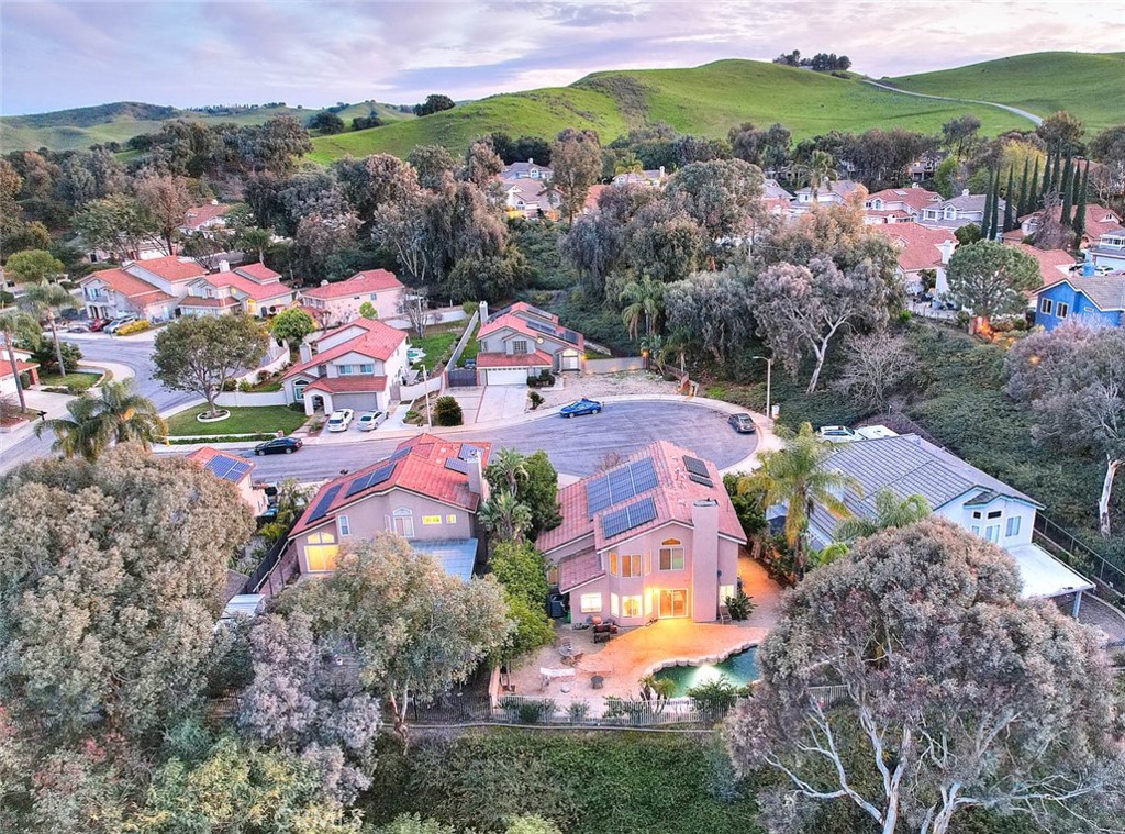 2842 Hollow Oak Court