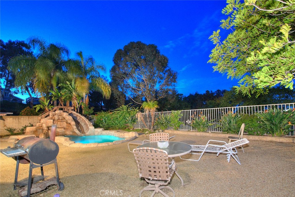 2842 Hollow Oak Court