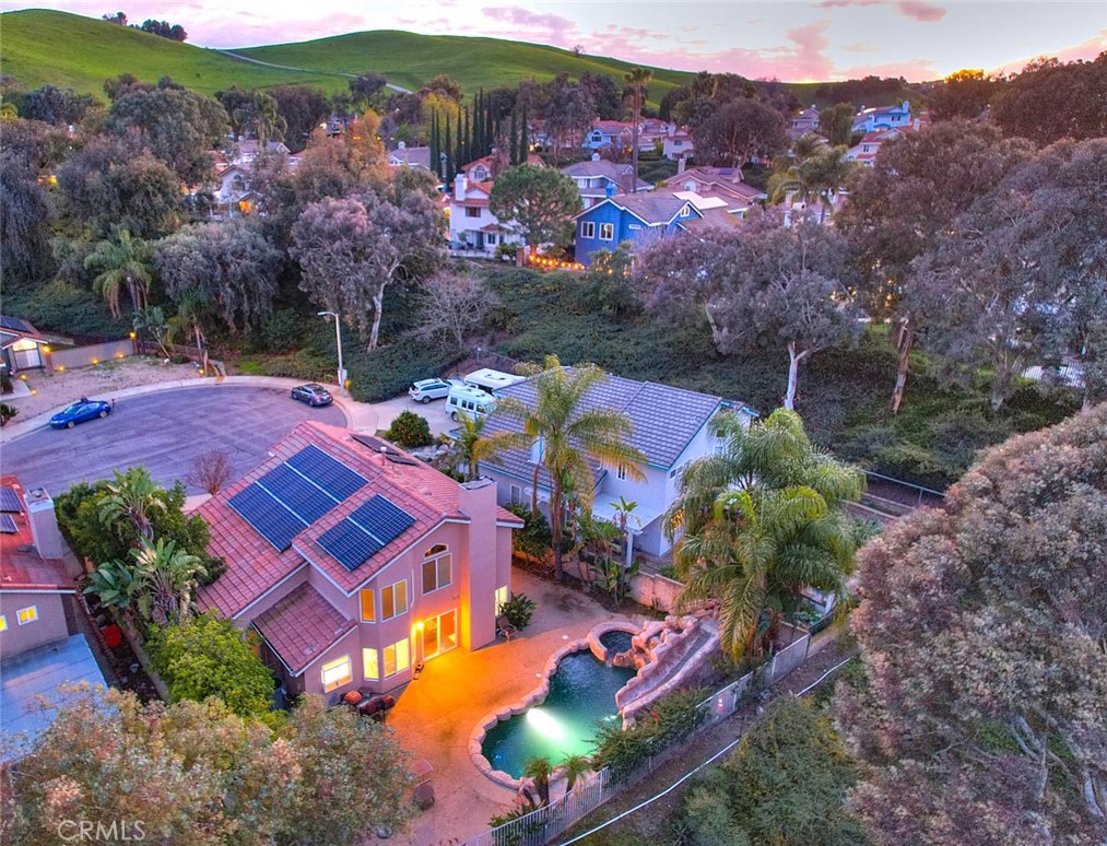 2842 Hollow Oak Court