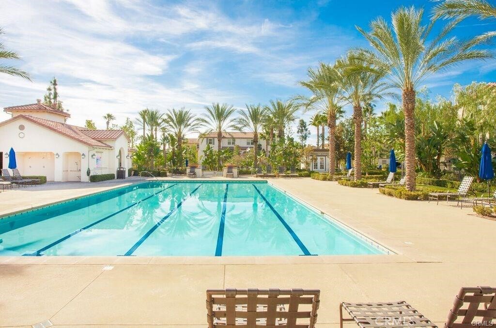 1312 N Hawthorne Way