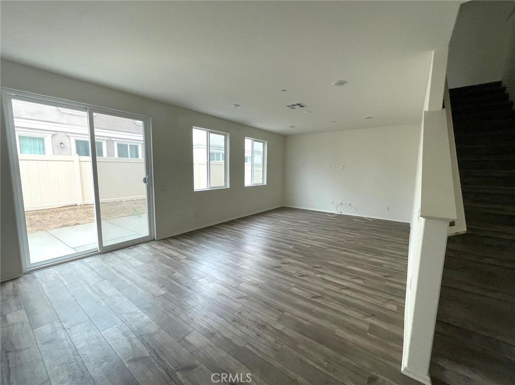 24906 Gossamer Ct