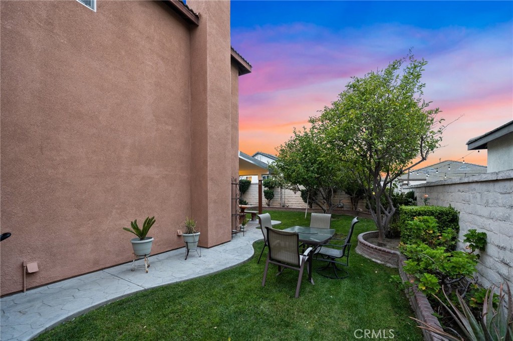 5730 Redhaven Street