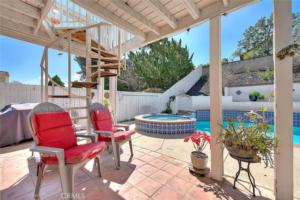 2549 Norte Vista Drive